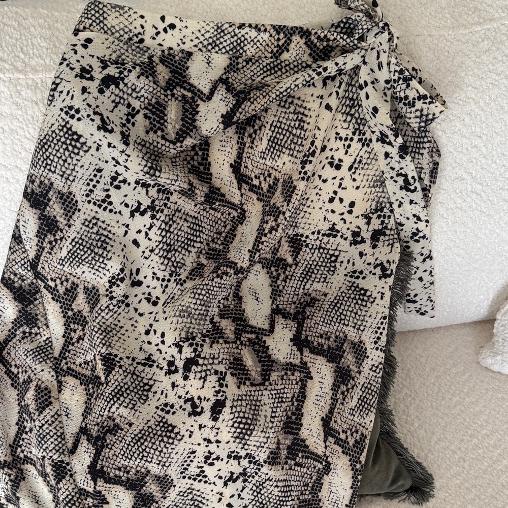Elegant Asymmetrical Snake Print Skirt